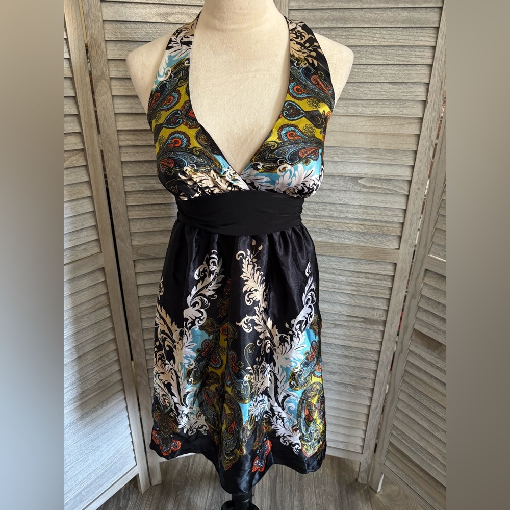 Vintage BohoStyle Women’s HalterDress SizeM, Padded cups knee-length Made in USA